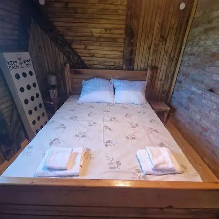 Vikendica Una Kostajnica